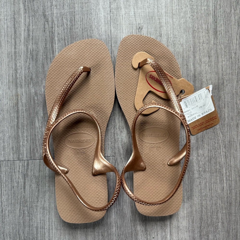 Rose Gold Havianas - NWT - European size 41-42 / US size 11